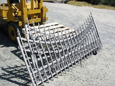 铁栅栏喷砂除锈效果图