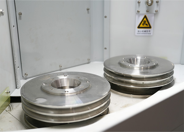 自动喷砂机工作图