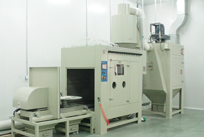 石英坩埚自动喷砂清理机