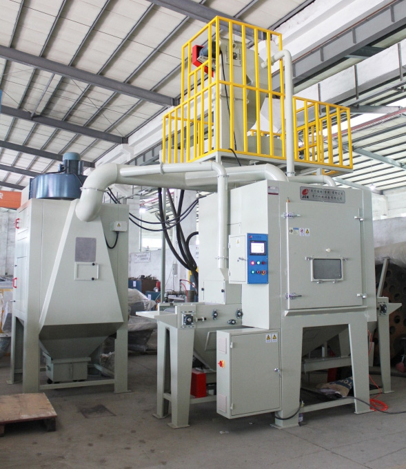 自动喷砂机图片