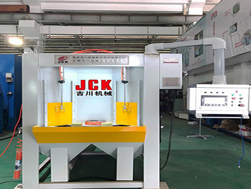 标准式转台喷砂机 JCK-ZP2224-8GW-12A